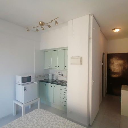 Lovely Apartment In Front Of The Beach. Fuengirola Esterno foto