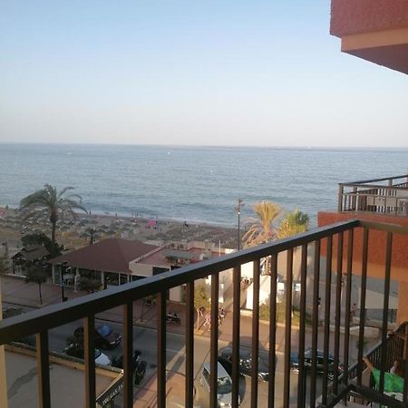 Lovely Apartment In Front Of The Beach. Fuengirola Esterno foto