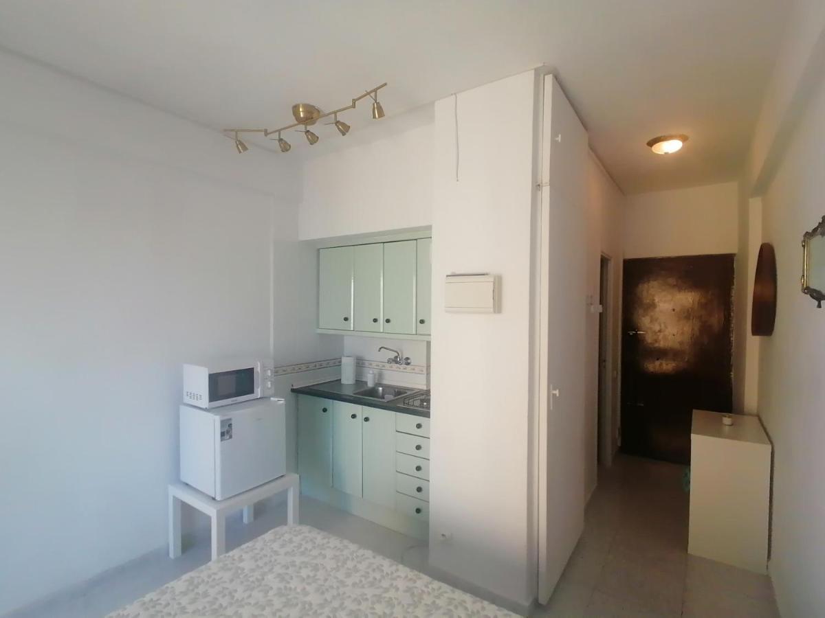Lovely Apartment In Front Of The Beach. Fuengirola Esterno foto